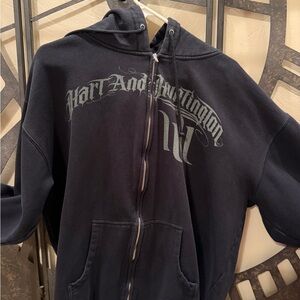 Hart and Huntington Black Zip Up Hoodie